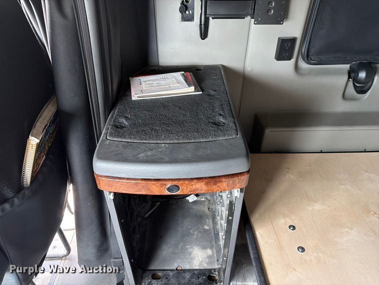 image for item FC3046 2020 International LT625 semi truck