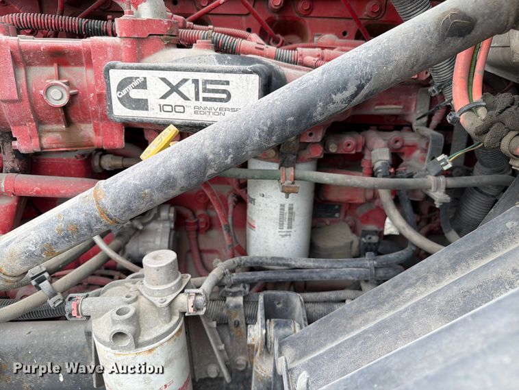 image for item FC3046 2020 International LT625 semi truck