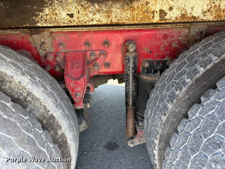 image for item FC4546 2007 International SF625 refuse truck