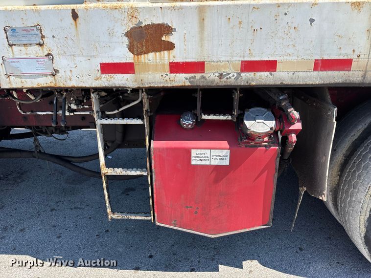 image for item FC4546 2007 International SF625 refuse truck