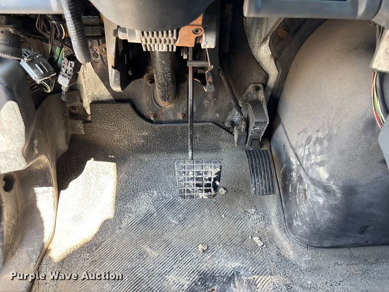 image for item FC4546 2007 International SF625 refuse truck