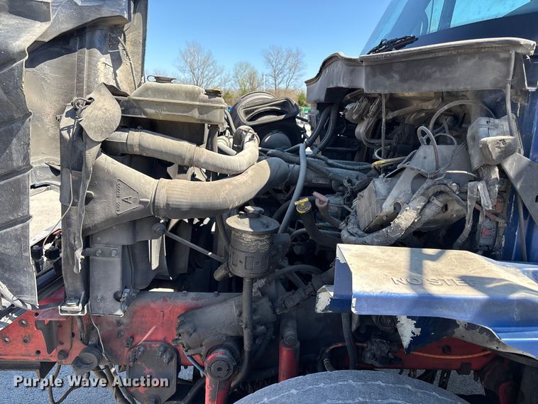 image for item FC4546 2007 International SF625 refuse truck
