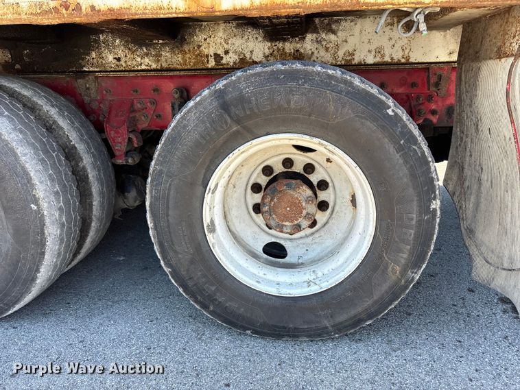 image for item FC4546 2007 International SF625 refuse truck