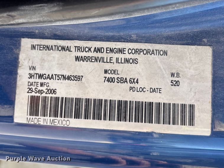 image for item FC4546 2007 International SF625 refuse truck