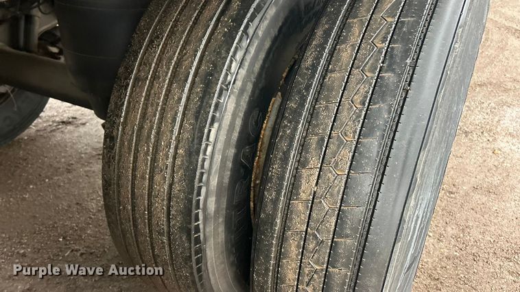 image for item FC5130 2008 Utility refrigerated van trailer