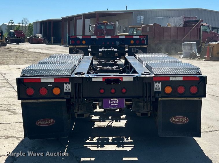 image for item FC5357 2006 Trail King  TK110HDG-533 lowboy equipment trailer