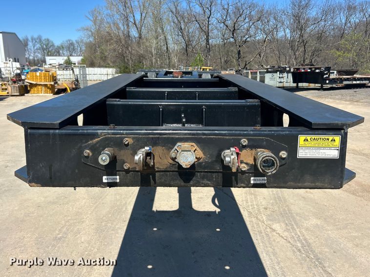 image for item FC5357 2006 Trail King  TK110HDG-533 lowboy equipment trailer