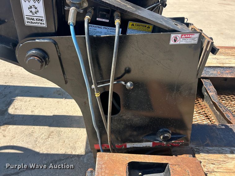 image for item FC5357 2006 Trail King  TK110HDG-533 lowboy equipment trailer