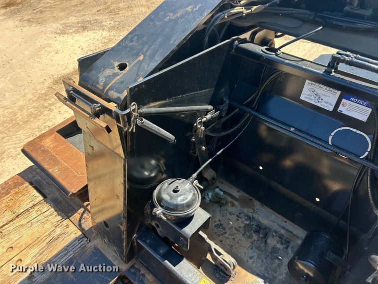 image for item FC5357 2006 Trail King  TK110HDG-533 lowboy equipment trailer