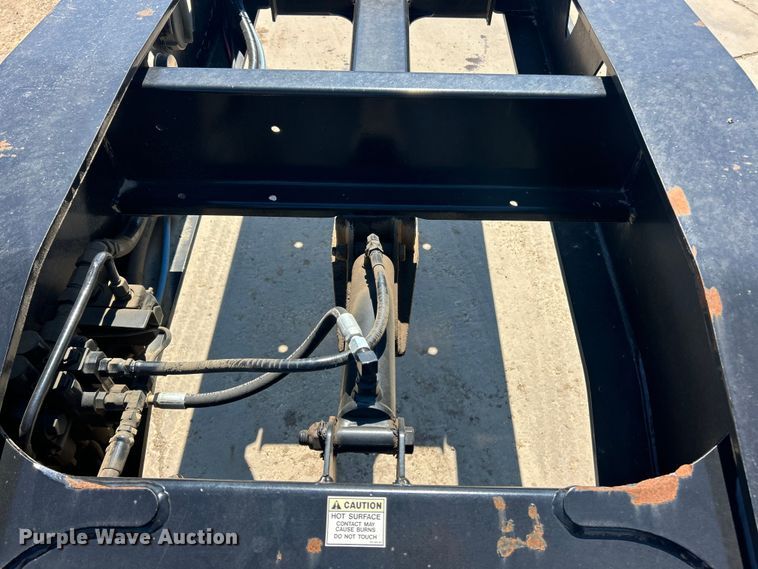 image for item FC5357 2006 Trail King  TK110HDG-533 lowboy equipment trailer