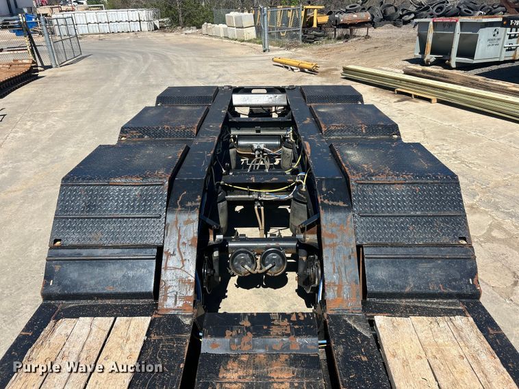 image for item FC5357 2006 Trail King  TK110HDG-533 lowboy equipment trailer