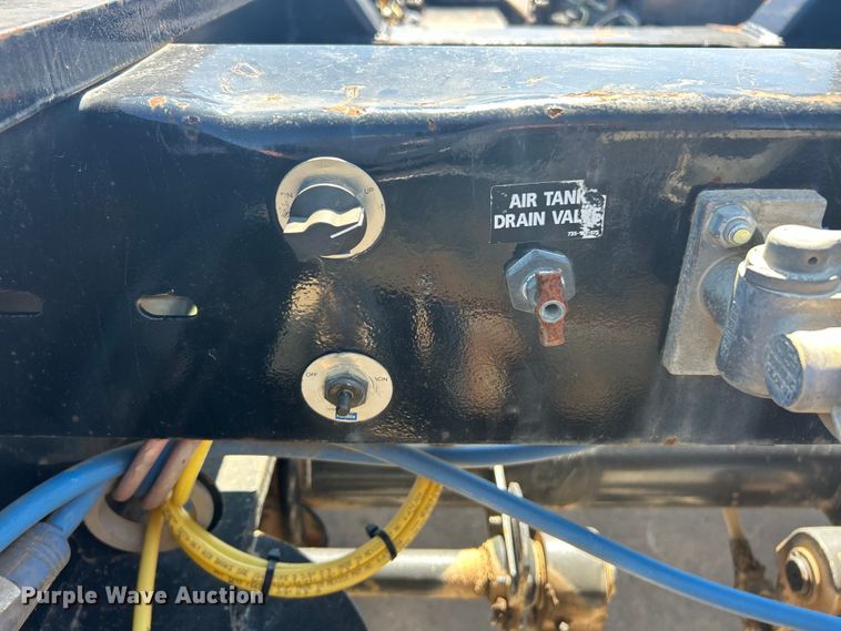 image for item FC5357 2006 Trail King  TK110HDG-533 lowboy equipment trailer