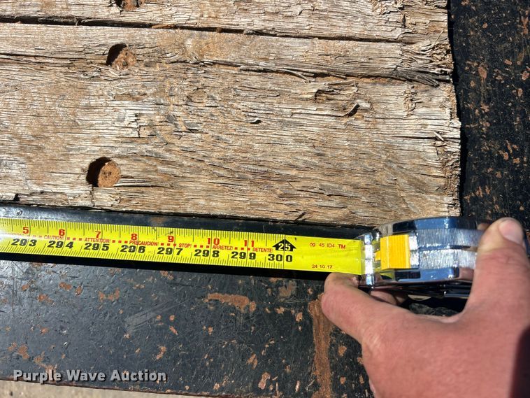 image for item FC5357 2006 Trail King  TK110HDG-533 lowboy equipment trailer