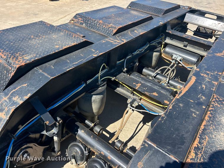 image for item FC5357 2006 Trail King  TK110HDG-533 lowboy equipment trailer