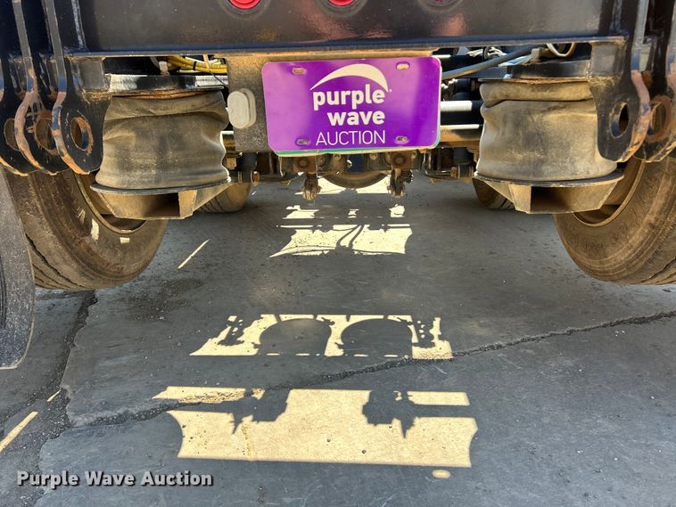 image for item FC5357 2006 Trail King  TK110HDG-533 lowboy equipment trailer