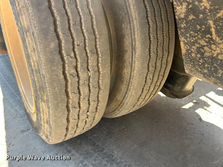 image for item FC5357 2006 Trail King  TK110HDG-533 lowboy equipment trailer