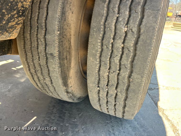 image for item FC5357 2006 Trail King  TK110HDG-533 lowboy equipment trailer