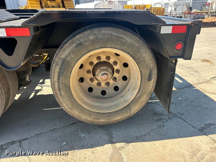 image for item FC5357 2006 Trail King  TK110HDG-533 lowboy equipment trailer