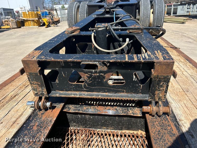 image for item FC5357 2006 Trail King  TK110HDG-533 lowboy equipment trailer