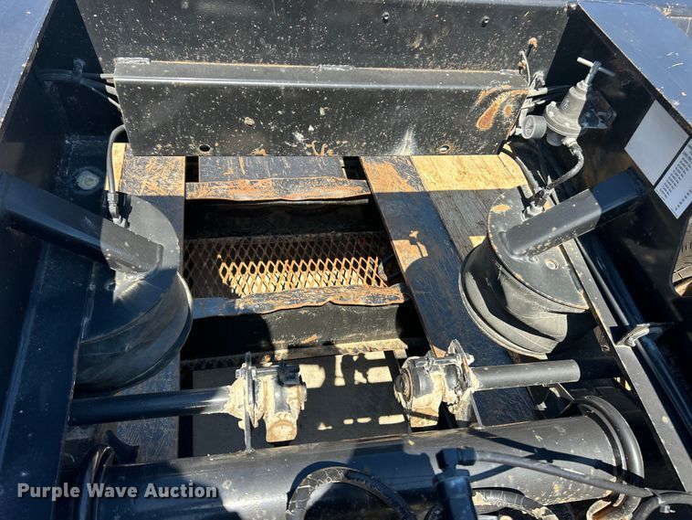 image for item FC5357 2006 Trail King  TK110HDG-533 lowboy equipment trailer