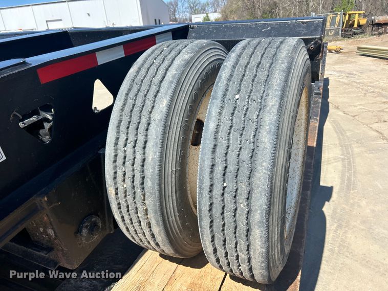 image for item FC5357 2006 Trail King  TK110HDG-533 lowboy equipment trailer