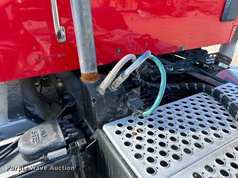 image for item FC5375 2018 Kenworth T880 semi truck