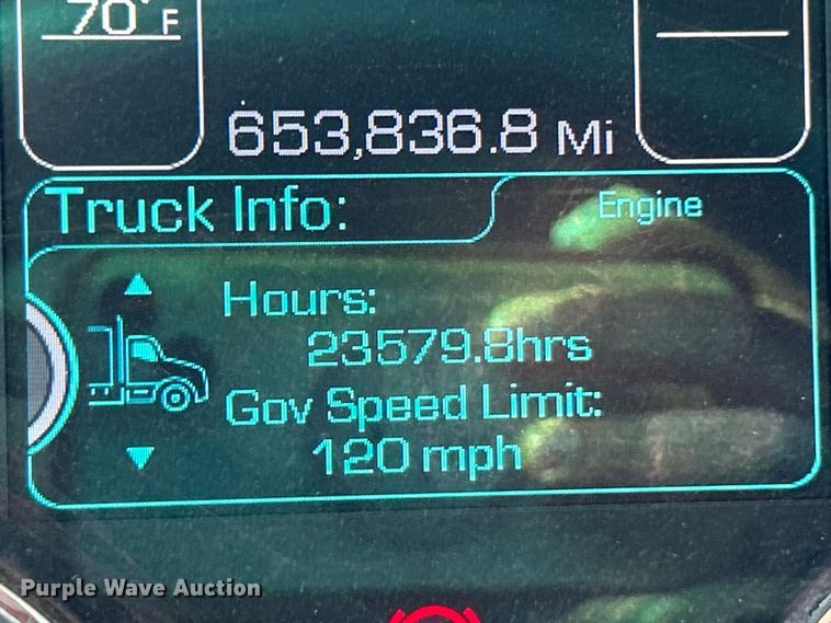 image for item FC5375 2018 Kenworth T880 semi truck