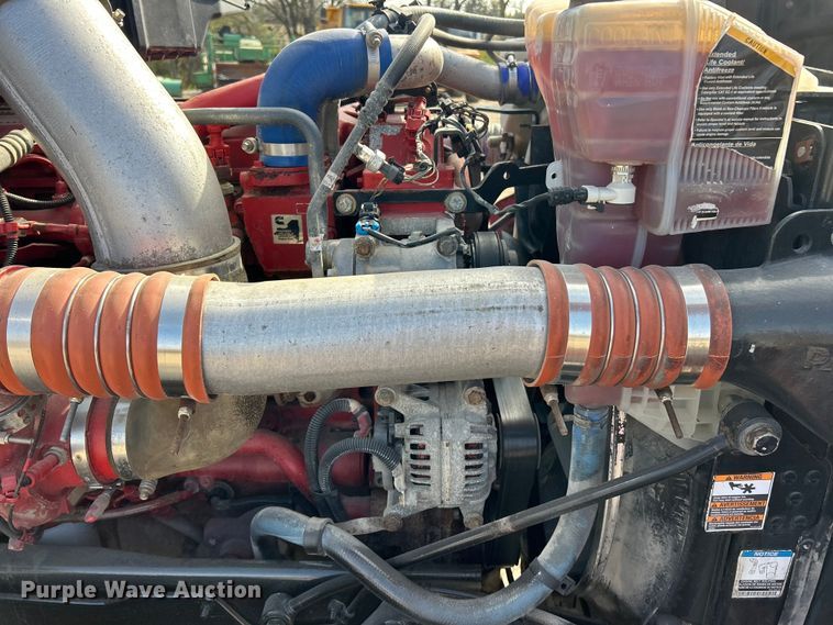 image for item FC5375 2018 Kenworth T880 semi truck