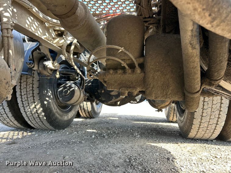 image for item FC5375 2018 Kenworth T880 semi truck