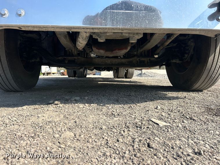 image for item FC5375 2018 Kenworth T880 semi truck