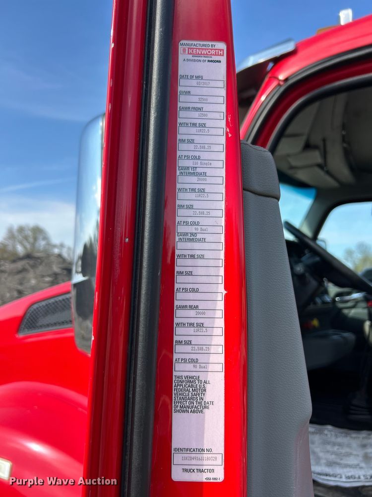 image for item FC5375 2018 Kenworth T880 semi truck