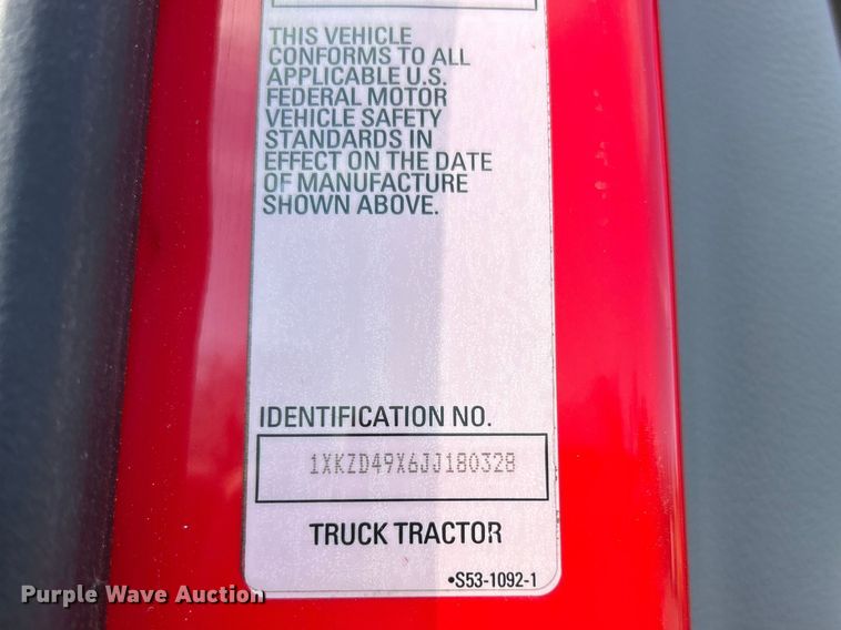 image for item FC5375 2018 Kenworth T880 semi truck