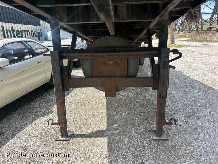 image for item FC5384 2000 Kiefer Industrial tilt-deck truss trailer