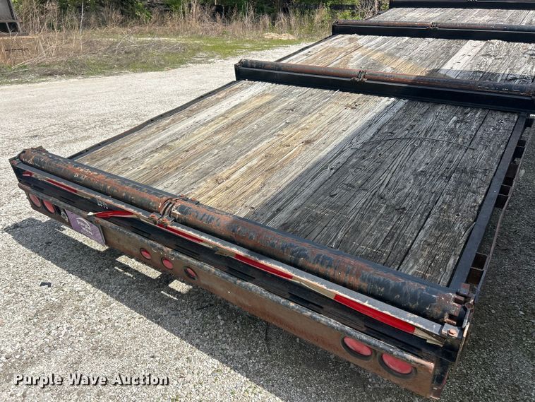 image for item FC5384 2000 Kiefer Industrial tilt-deck truss trailer