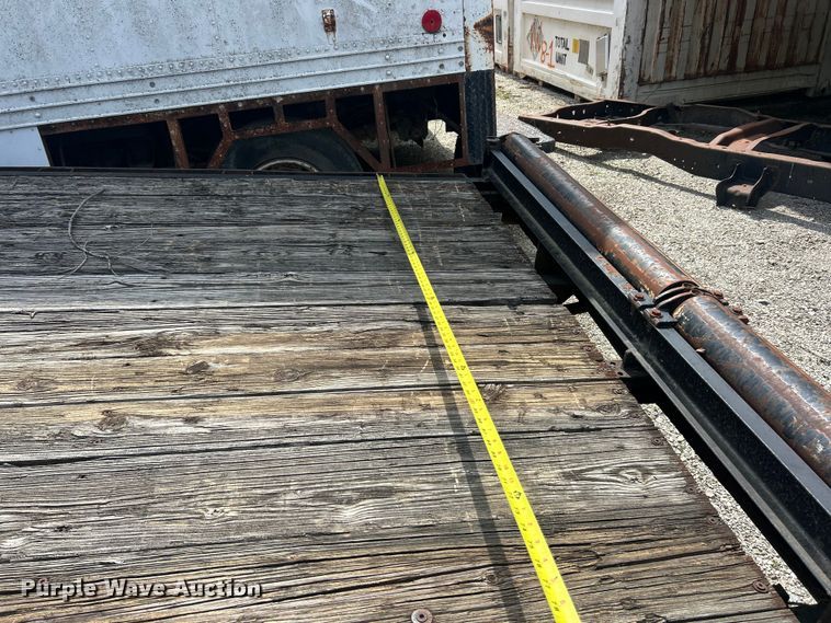 image for item FC5384 2000 Kiefer Industrial tilt-deck truss trailer