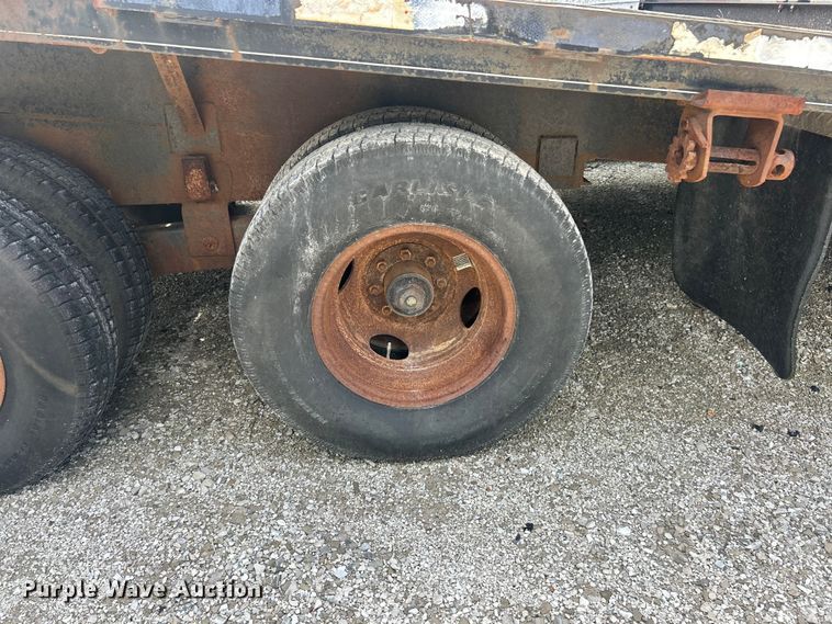 image for item FC5384 2000 Kiefer Industrial tilt-deck truss trailer