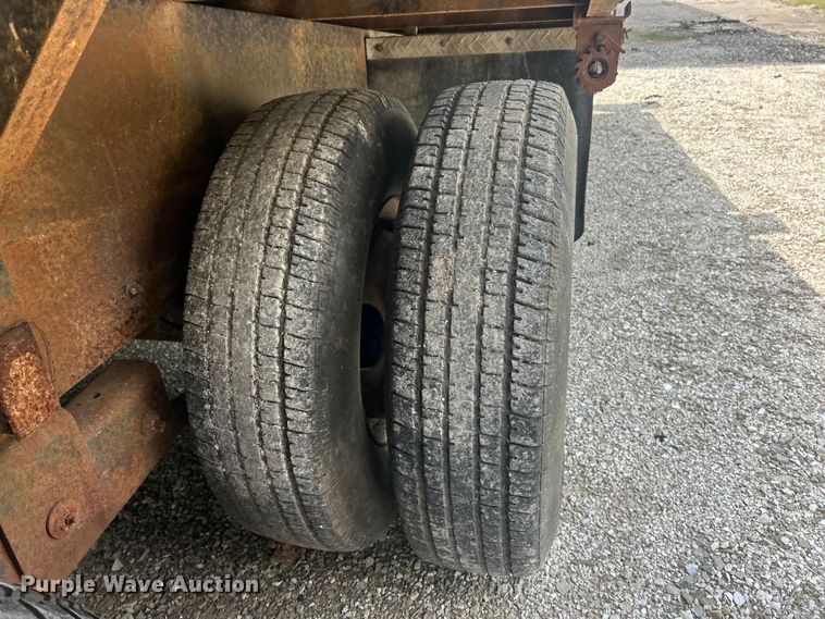 image for item FC5384 2000 Kiefer Industrial tilt-deck truss trailer