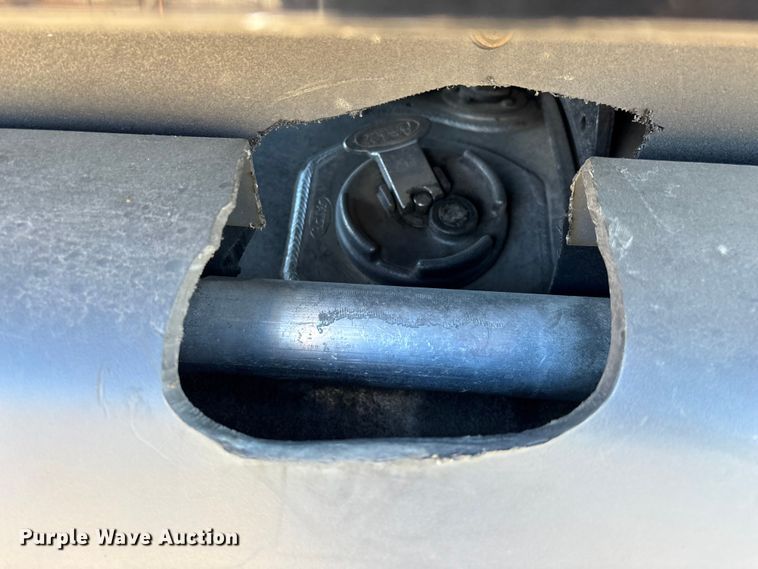 image for item FG0003 2020 Peterbilt 579 semi truck