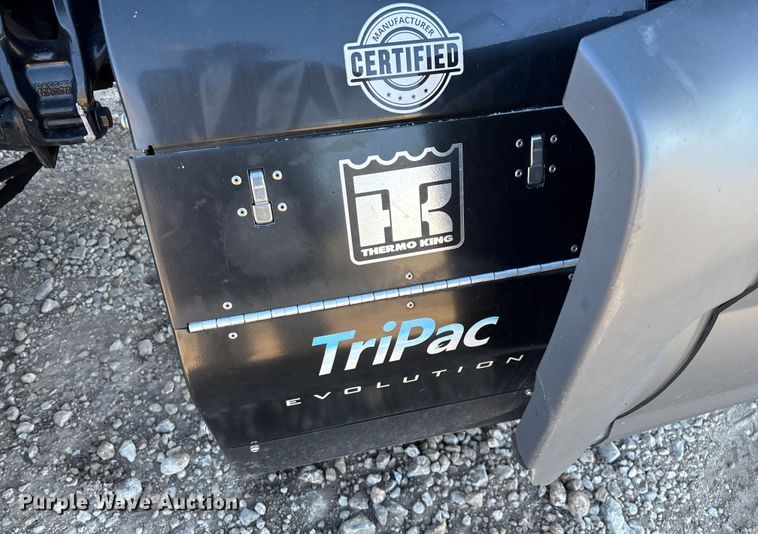 image for item FG0003 2020 Peterbilt 579 semi truck