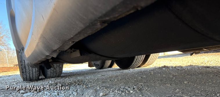 image for item FG0003 2020 Peterbilt 579 semi truck