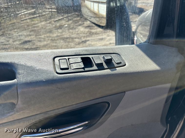 image for item FG0003 2020 Peterbilt 579 semi truck