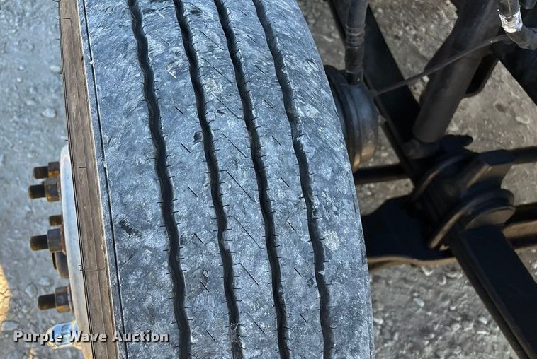 image for item FG0003 2020 Peterbilt 579 semi truck