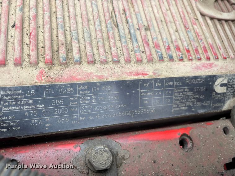 image for item FG0218 2004 Kenworth T800B semi truck