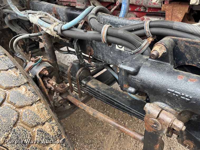 image for item FG0218 2004 Kenworth T800B semi truck