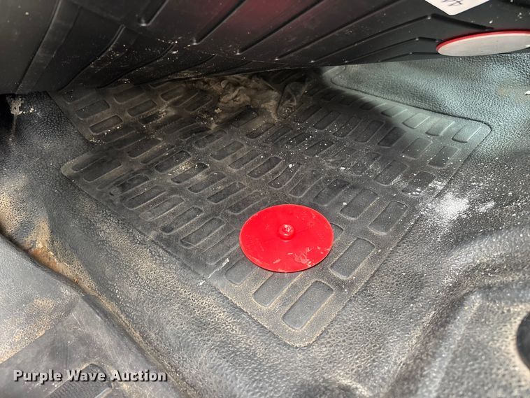 image for item FG0219 2013 Ford F750 Super Duty truck cab and chassis