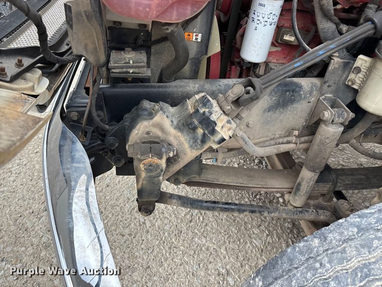 image for item FG0219 2013 Ford F750 Super Duty truck cab and chassis