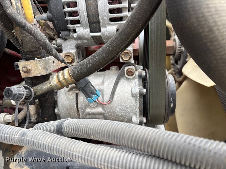 image for item FG0219 2013 Ford F750 Super Duty truck cab and chassis