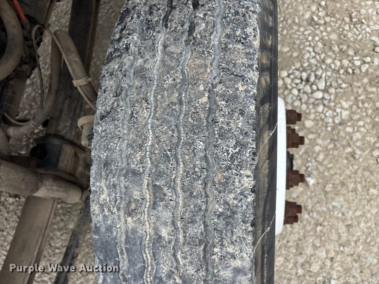 image for item FG0219 2013 Ford F750 Super Duty truck cab and chassis