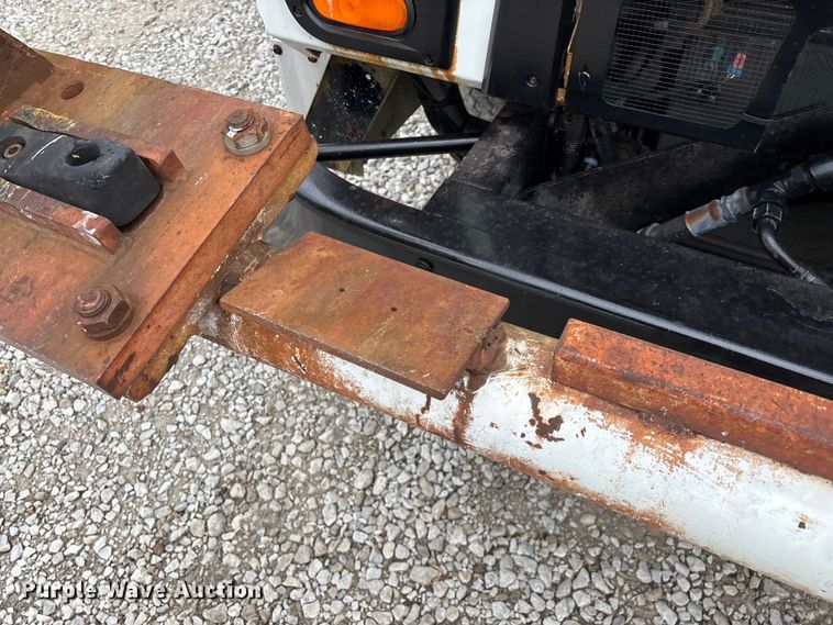 image for item FG0220 2008 Mack refuse truck