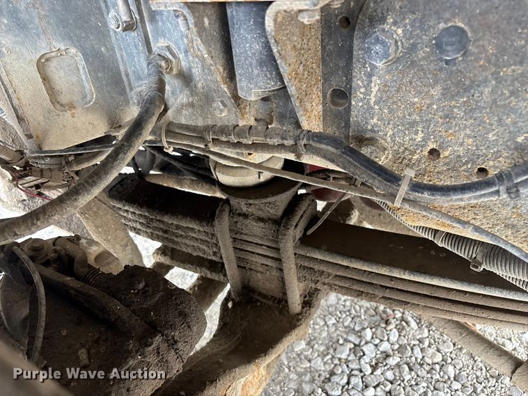 image for item FG0220 2008 Mack refuse truck